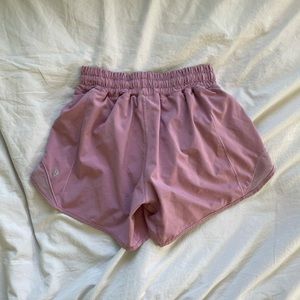 Lululemon Hotty Hot Short 4”